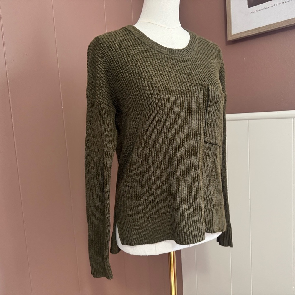 Madewell Thompson Ribbed Crewneck Sweater with Front Pocket - Picture 6 of 11